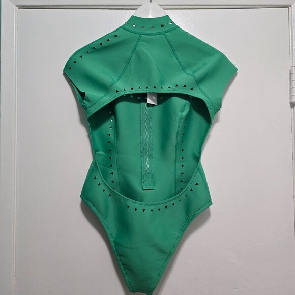 Gigi C Zip Front Lydia Surfsuit. Sz M Emerald. NWT RP $260 - Picture 7 of 10